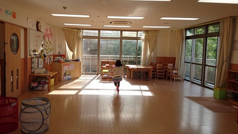 Vacancy of nursery school's image ver 3.